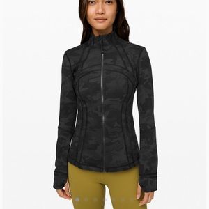 Lululemon define jacket size 2